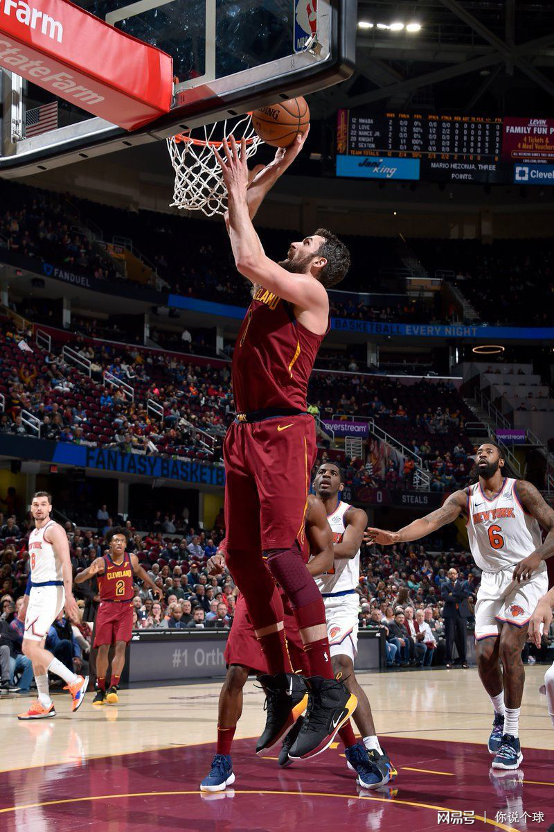 字母哥焦点对战，哈兰德与80激战拜仁分钟，晋级下一阶段胜负难料！观众掌声雷动的简单介绍-爱游戏