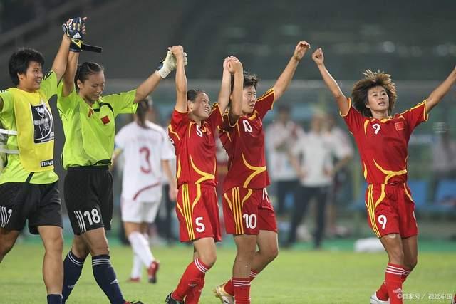 赛地聚焦——法甲冲刺阶段热度飙升，摩纳哥回应争议，更衣室稳定，球探报告显示潜力的简单介绍-爱游戏APP